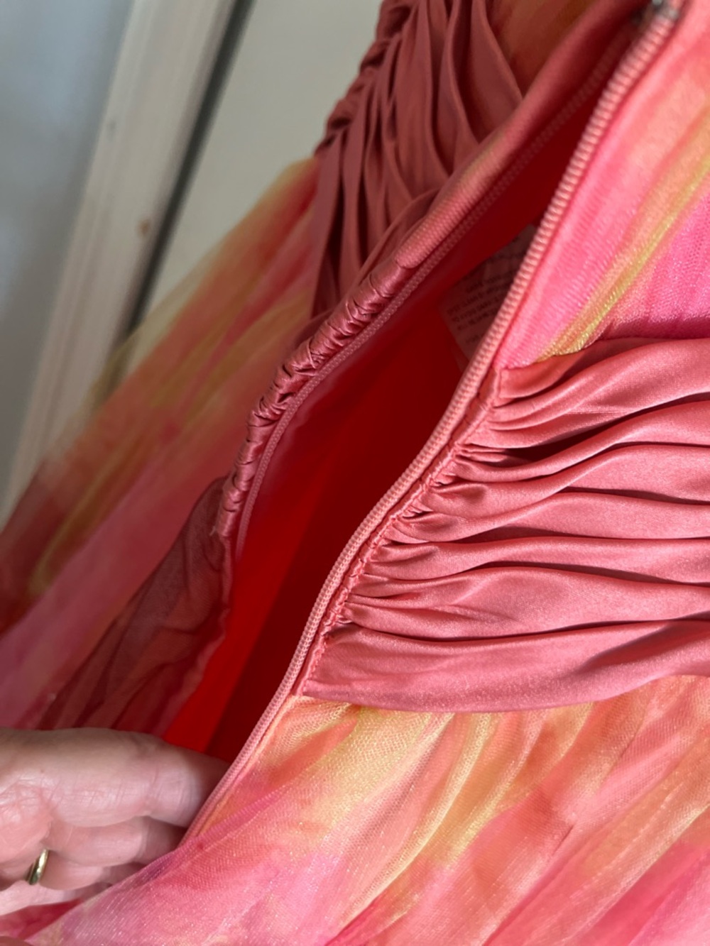 Jovani Prom Ball Gown Size 6 - Picture 12 of 15